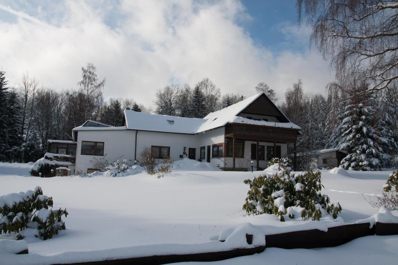 Haus Am Wald - Urlaub Am Nationalpark Appartement Langweiler  Buitenkant foto